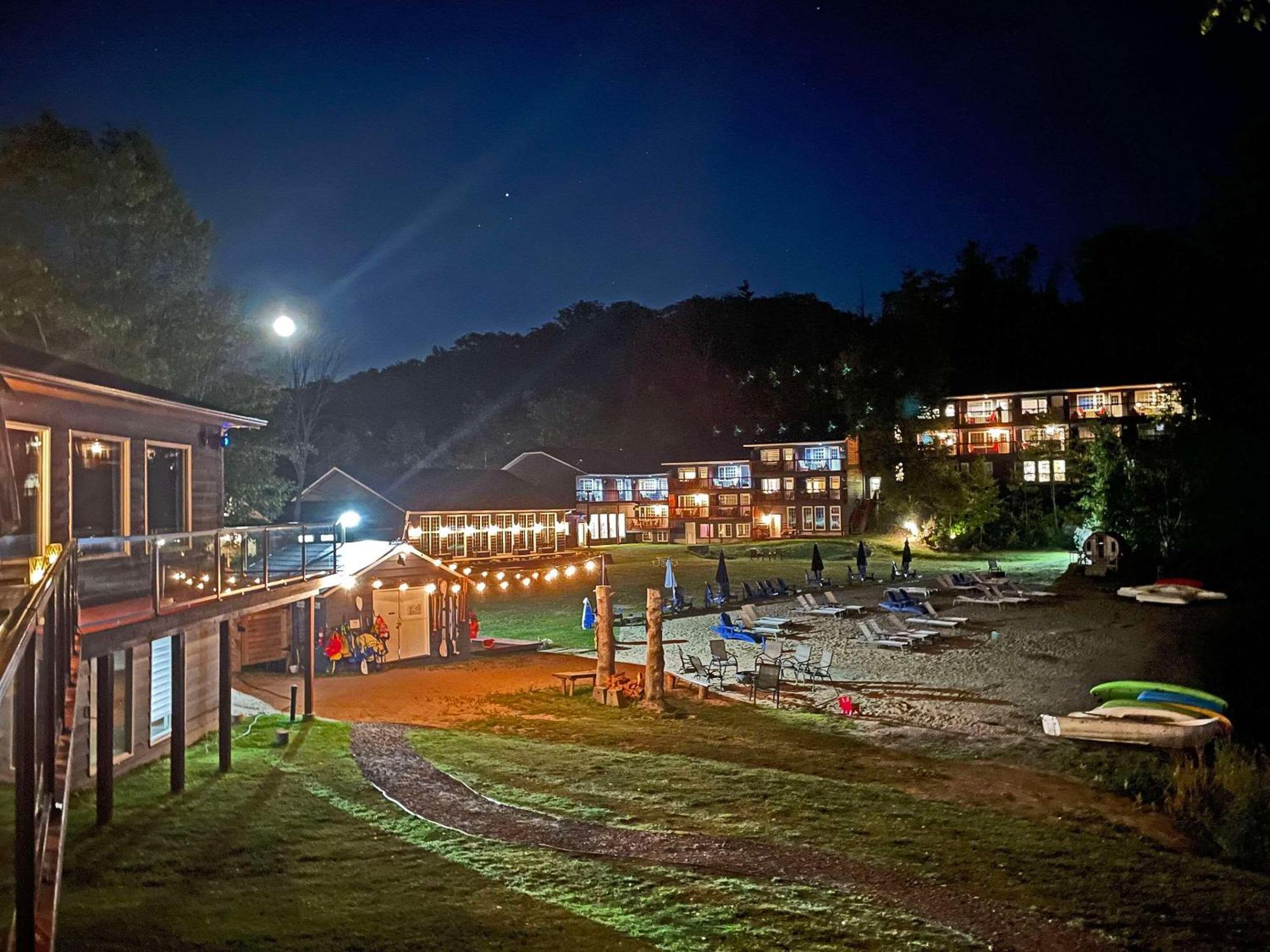 The Grand Tappattoo Resort, Ascend Hotel Collection Otter Lake Exterior foto